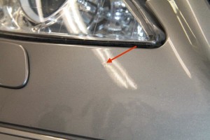 durchgedrückte Frontverkleidung Durchgedrückte Frontverkleidung