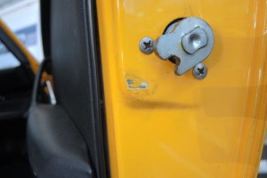 sehr er-klärungsbedürftig Sehr er-klärungsbedürftig